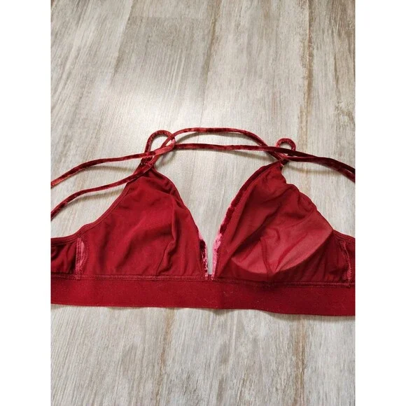 PINK Victoria’s Secret Velvet Bralette L Red Strappy Back Wireless Bra EUC - Picture 4 of 7